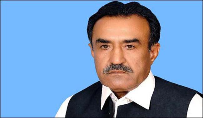 Not satisfied with ministry, Hakeem Baloch sends resignation to PM