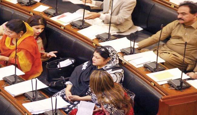 Sindh Assembly witnesses scuffle between PPP, MQM