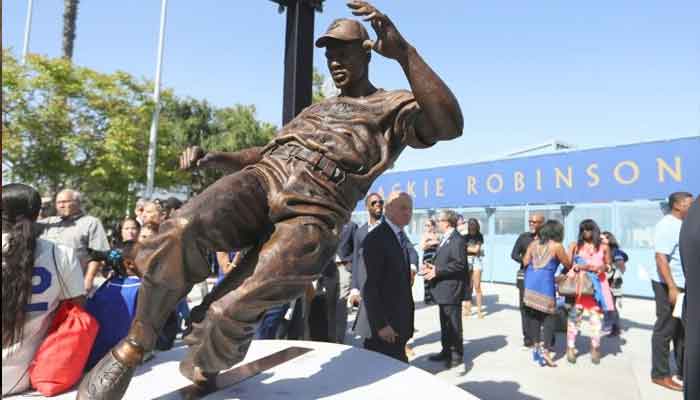 Koufax statue to feature at renovated Dodger Stadium