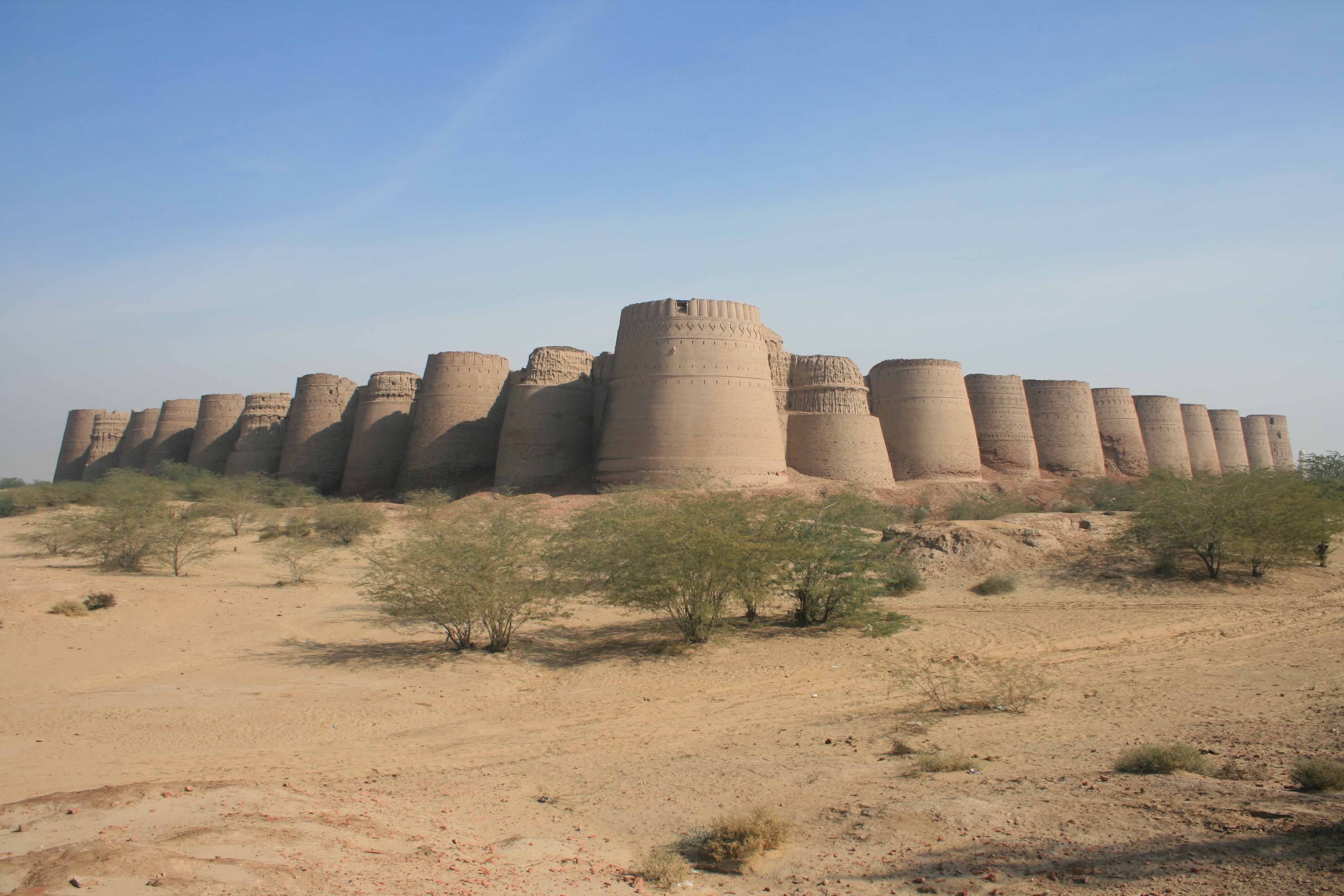 Derawar Fort in Cholistan