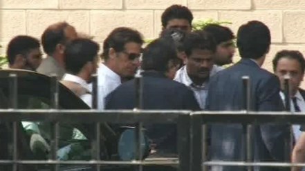 Imran Khan arrives in Election Commission to attend hearing in contempt case