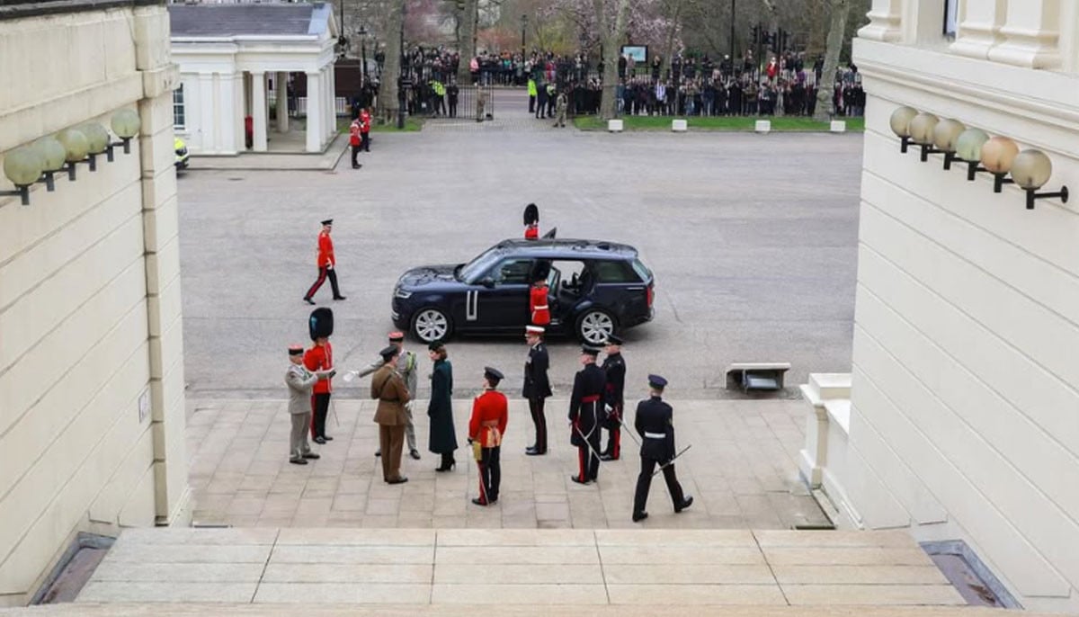 Kate Middleton, Prince William spark reactions with 'favourites' photos from 2025