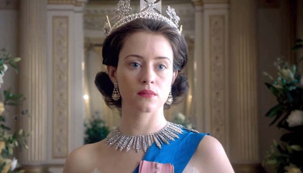 Little secret: Why does The Crown's Queen Elizabeth hate social media?