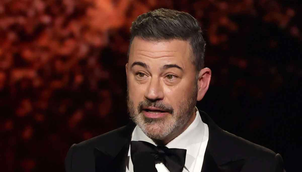 Jimmy Kimmel roasts Donald Trump at Critics Choice Awards