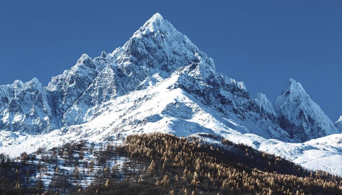 A red pixel in the snow: How AI helped to crack the mystery of a missing mountaineer