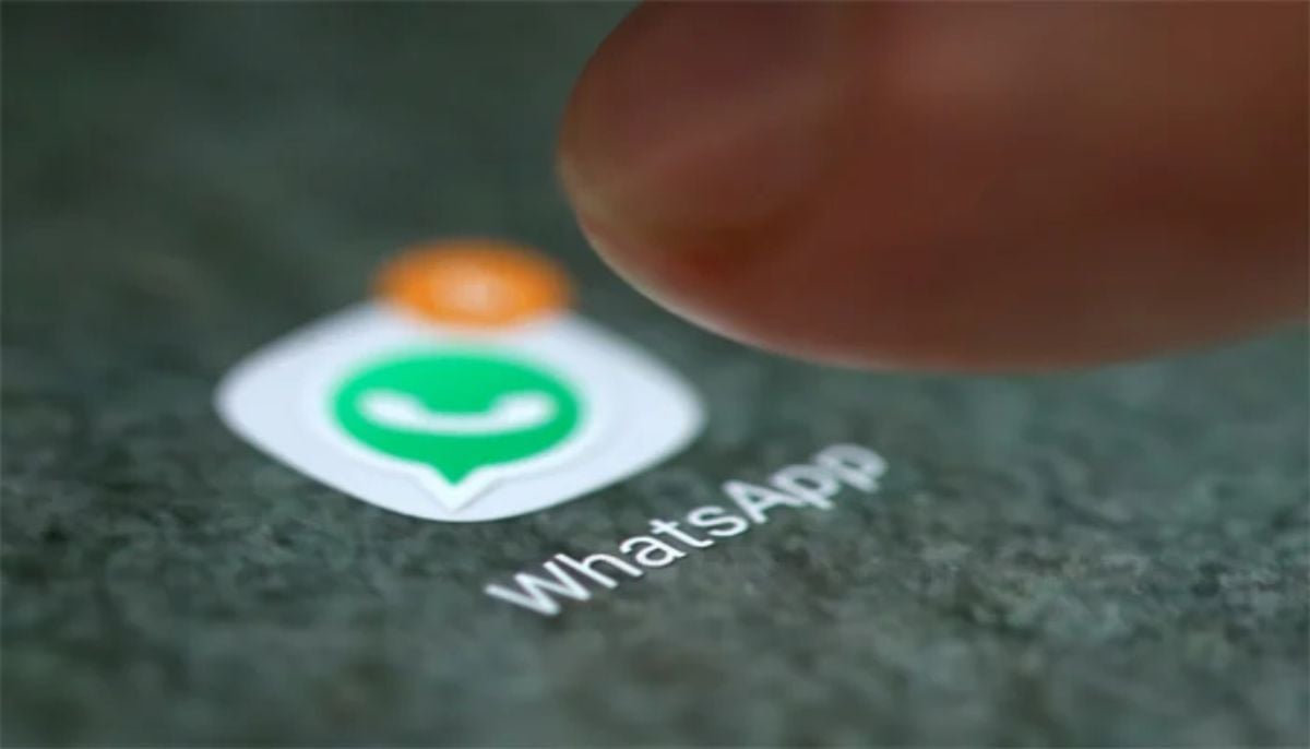 WhatsApp may soon let users set profile cover photos