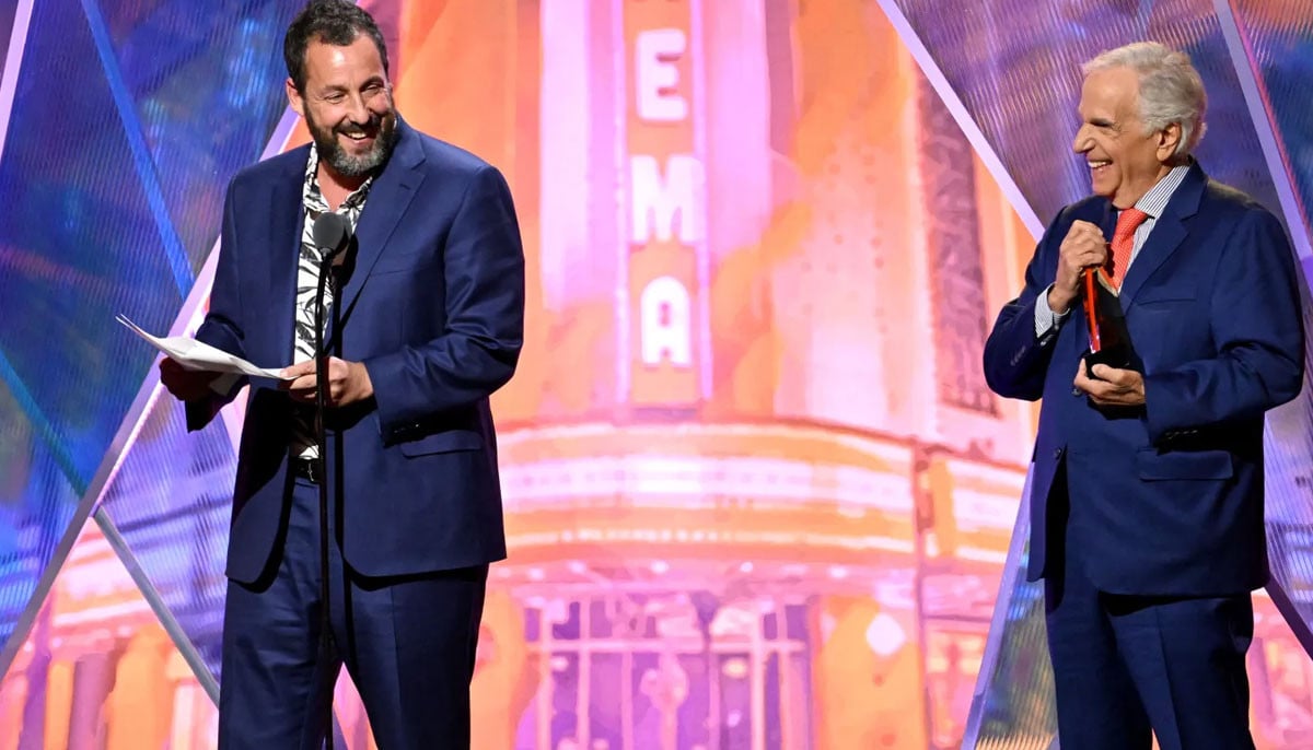 Adam Sandler gives funniest speech after receiving award   