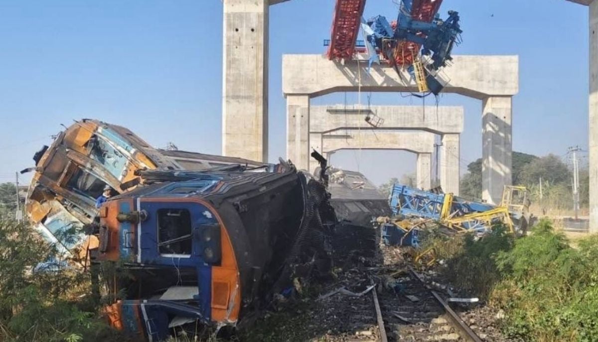 Thailand: Deadly crane collapse onto train kills at least 22; dozens injured