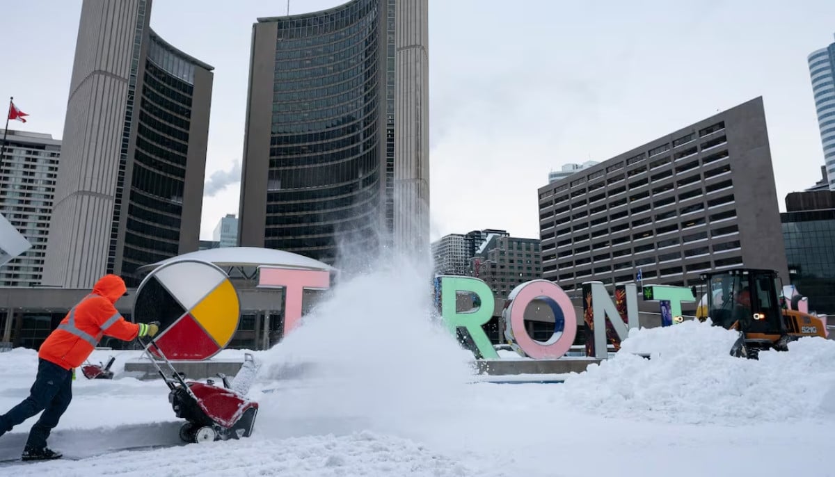 Toronto snow day: what to expect after Environment Canada's snow storm warning