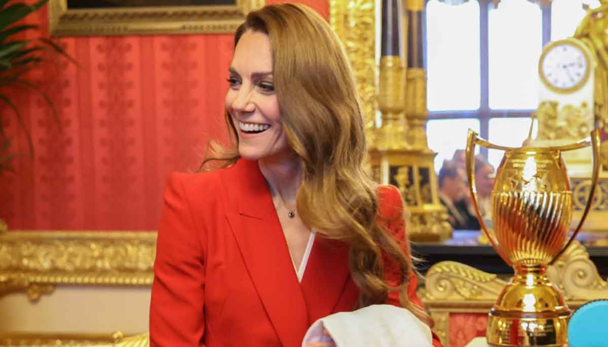 Kate Middleton hosts reception in London as Prince William out on engagement 