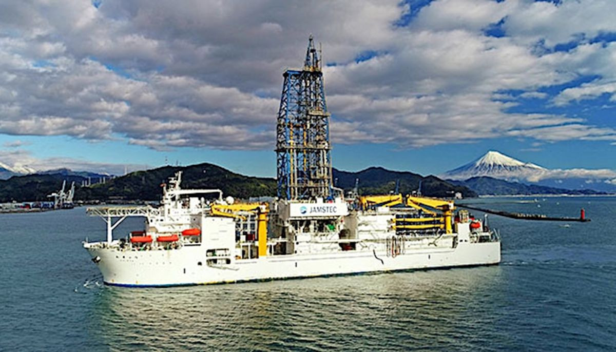 Japan launches the world’s first trial to extract rare earth elements 