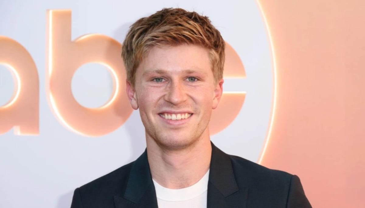 Robert Irwin reveals relationship status after 'DWTS' romance rumors 