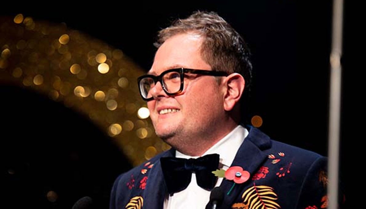 Alan Carr says dating apps put him off