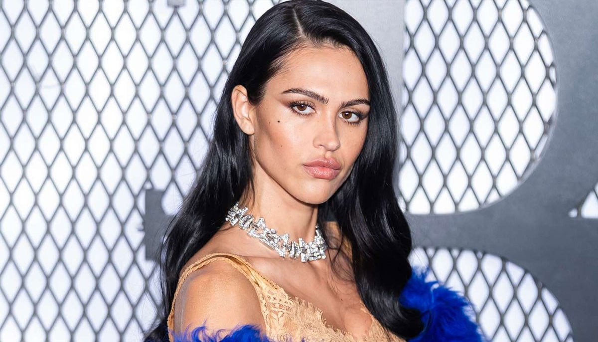 Amelia Gray pushes back at claims she lied about plastic surgery