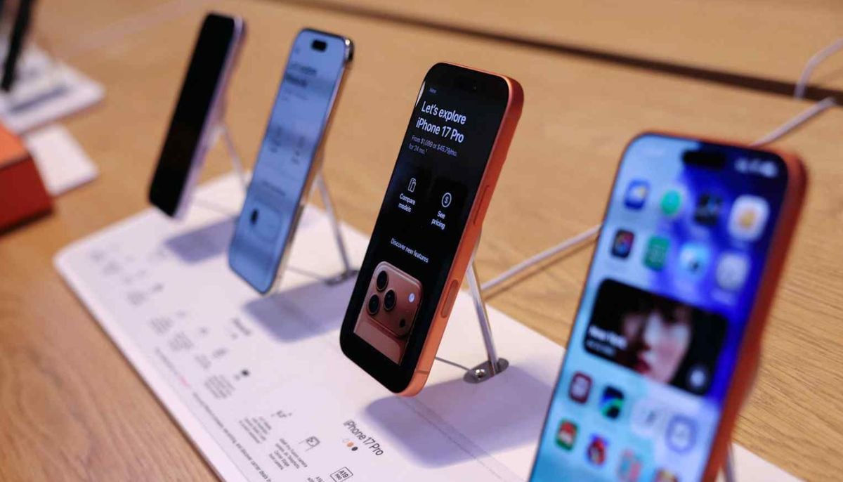 Apple shifts focus to premium iPhone launches in 2026: report