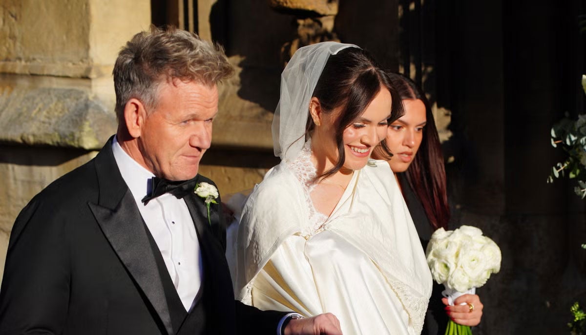 Gordon Ramsay makes hilarious joke over daughter's wedding dress  