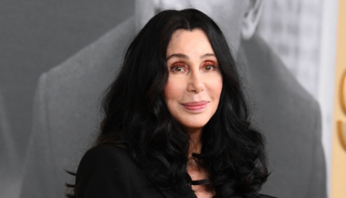 Fans react to Cher's slipup in announcing Kendrick Lamar Grammy 