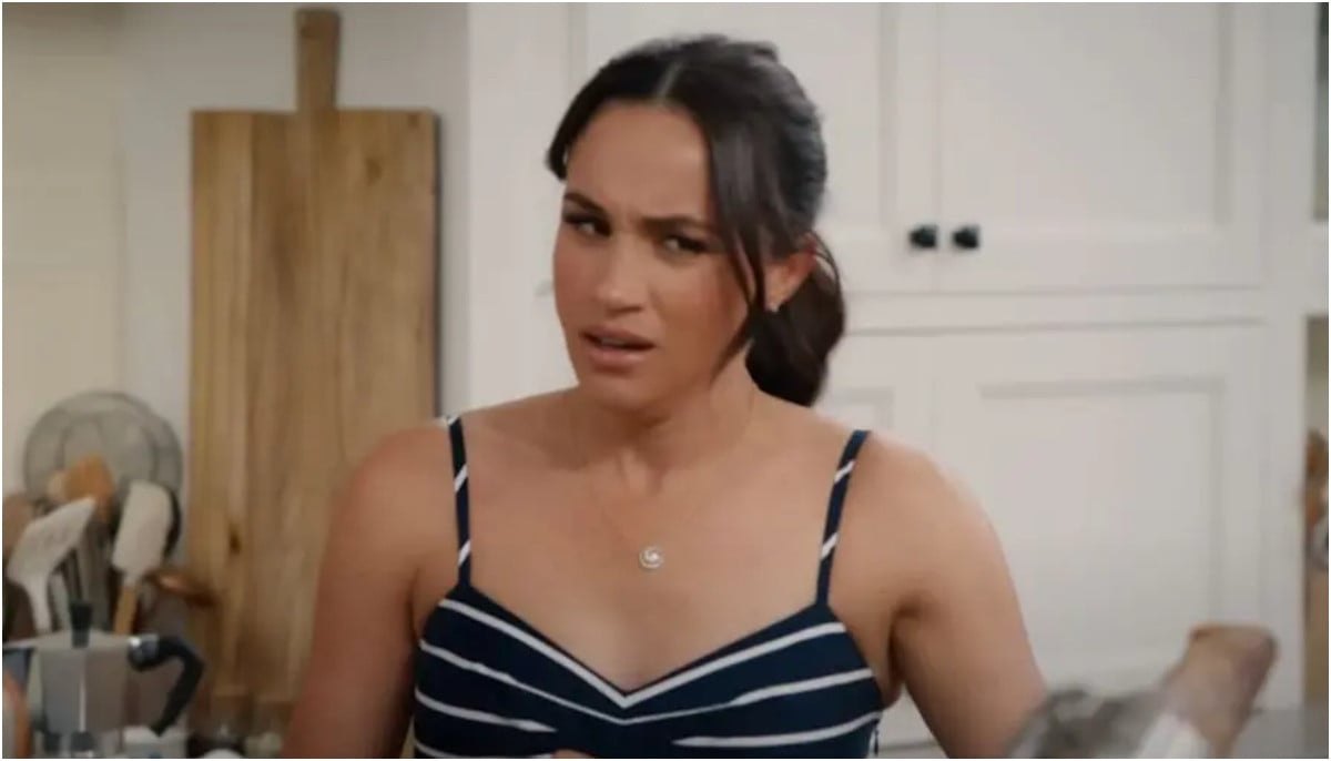 Meghan Markle starts screaming to save her bacon and her paycheck