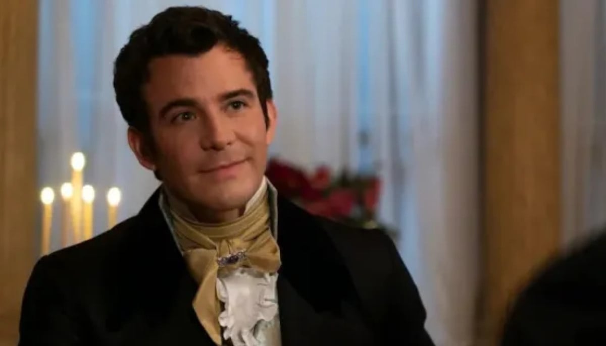 'Bridgerton's Luke Thompson brands chemistry with Yerin Ha 'passive'