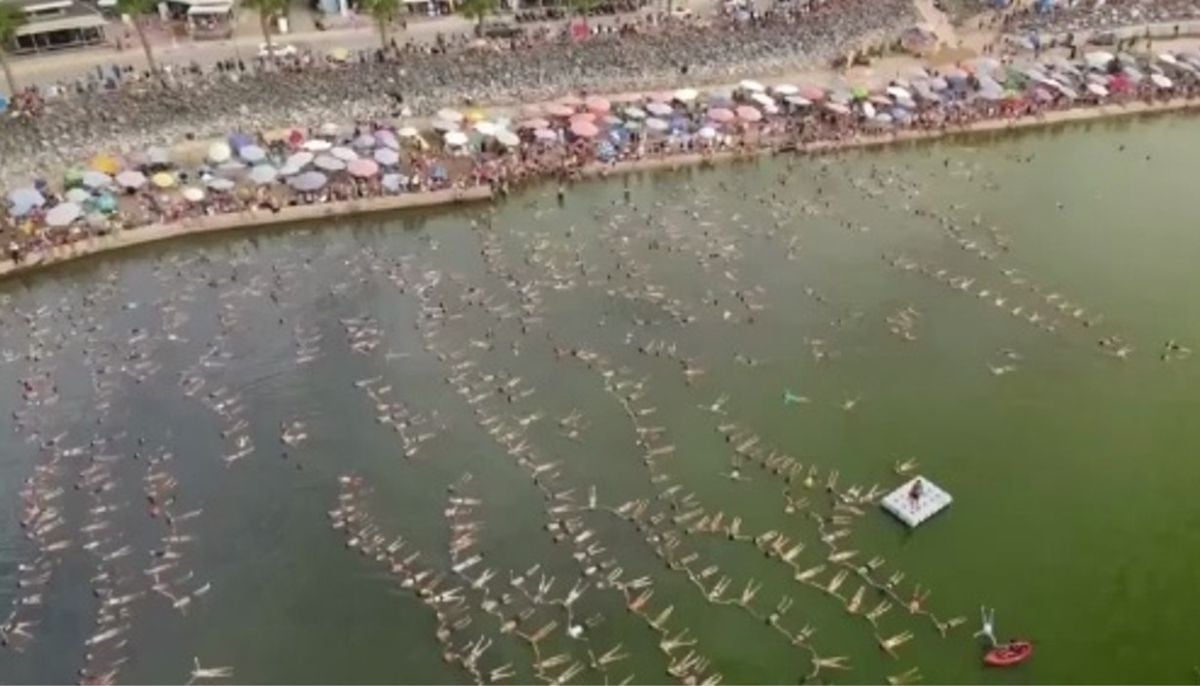 Swimmers gather at Argentina’s Mar Chiquita for world record attempt