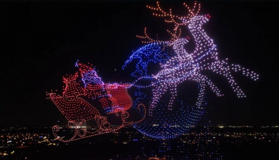 China: Stunning drone show lights up night sky ahead of Spring Festival ...
