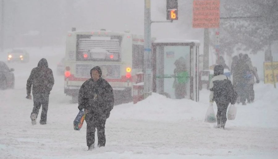 Toronto weather forecast: snow storm watch issued with up to 15 cm ...
