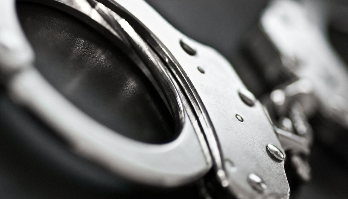 Teen girl accused of attacking six police officers in Virginia Teen girl accused of attacking six police officers in Virginia