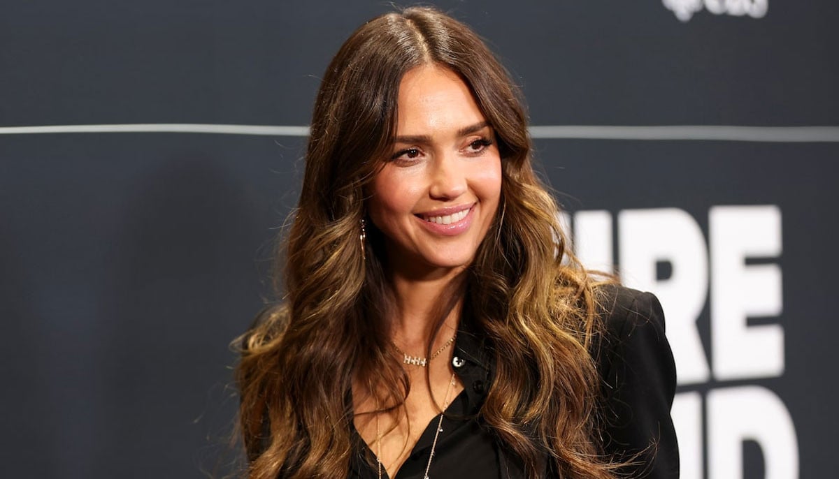 Jessica Alba drops cryptic note about 'shedding' amid Cash Warren divorce
