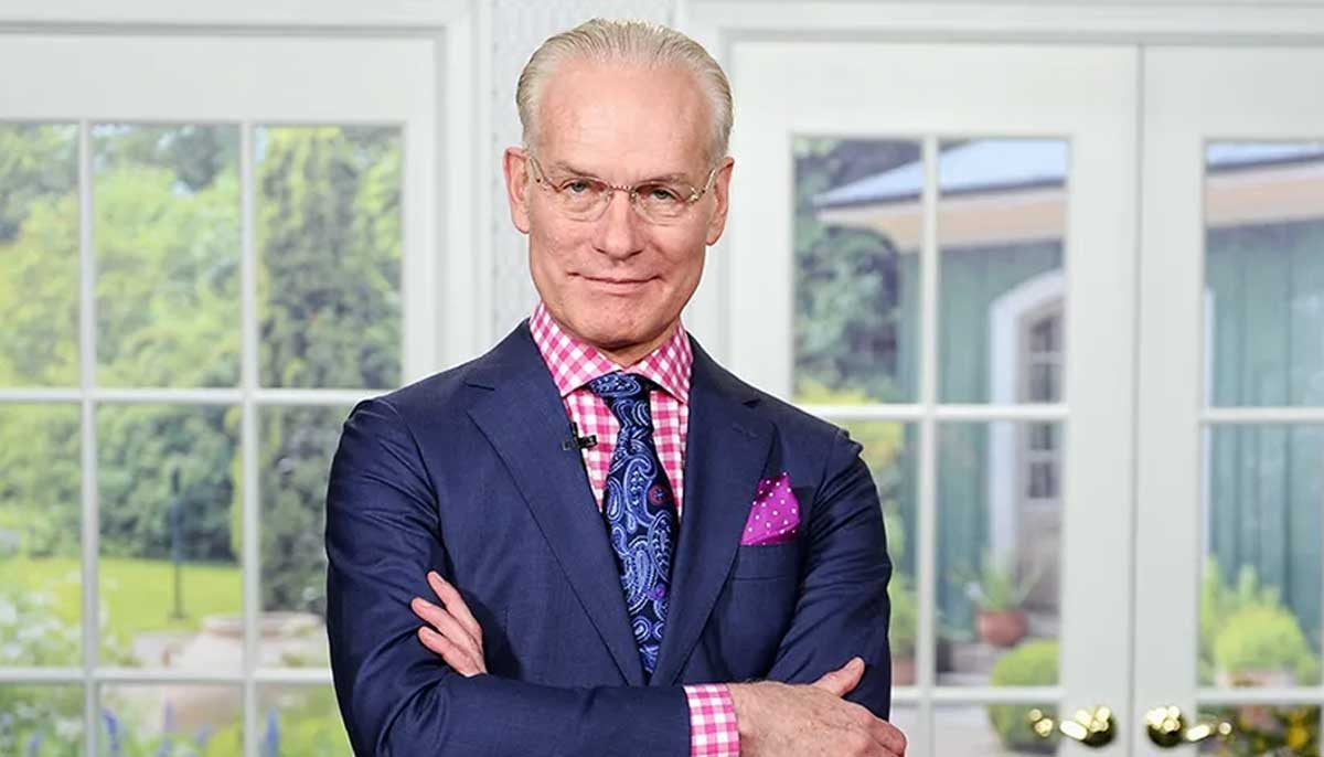 'Project Runway' alum Tim Gunn reveals why he's been celibate for 43 years