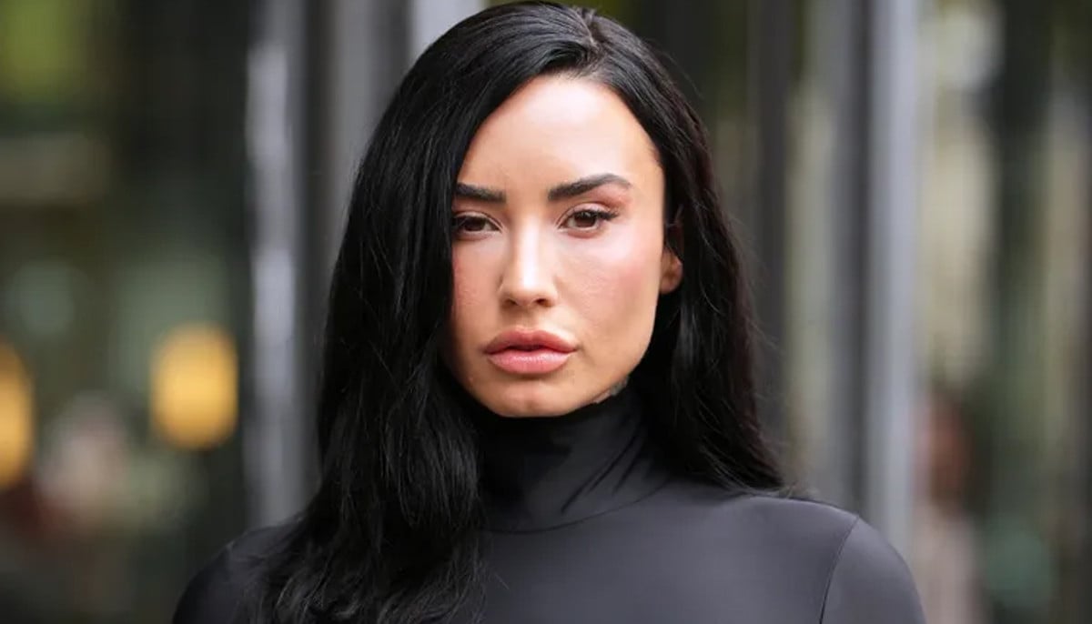 Demi Lovato claims fans make mental health struggle easier 