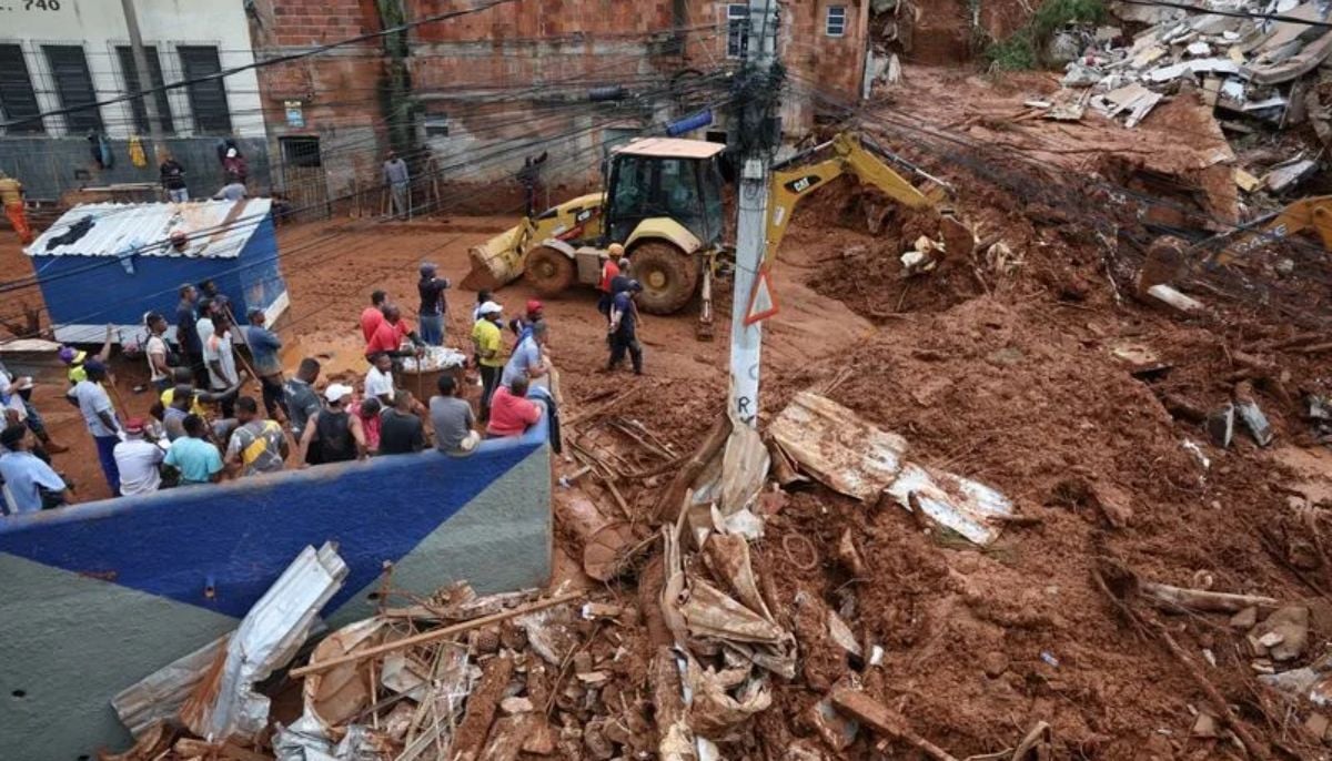 At least 30 dead after heavy rains hit southeastern Brazil, 39 missing