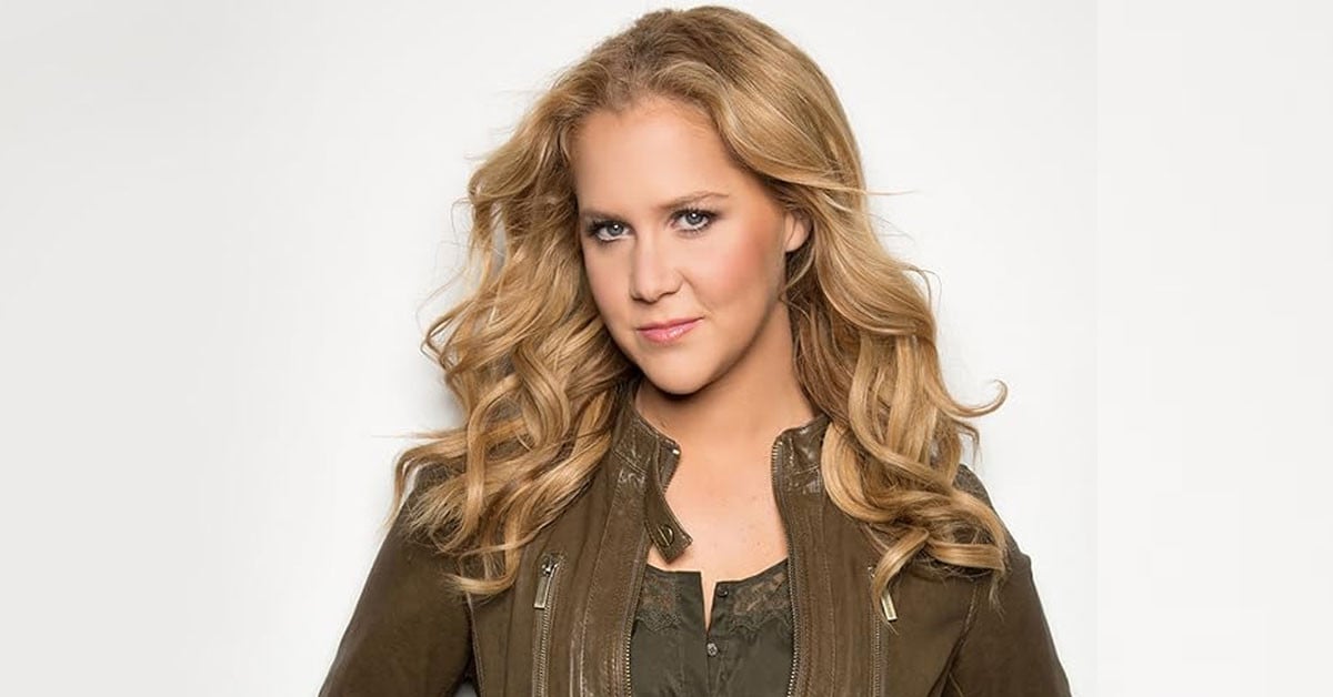 Amy Schumer reveals she pushed through illness mid-performance: 'Proud I made it'