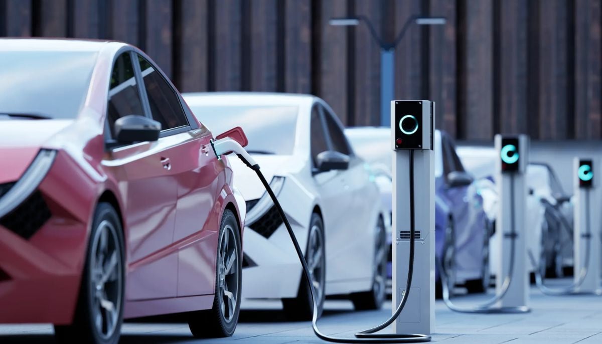 Waymo and Tesla cars rely on remote human operators, not just AI