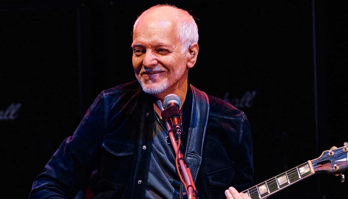 Peter Frampton details 'life-changing- battle with inclusion body myositis