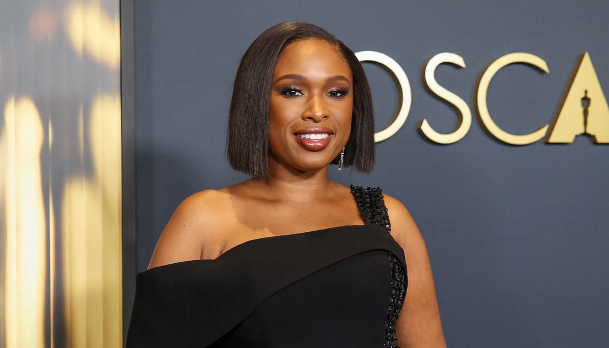 Jennifer Hudson reveals financial advice she gives her teen son 
