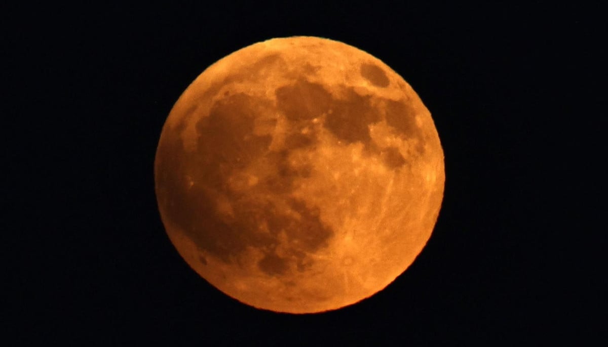 Is it a full moon tonight? NASA says blood moon will light up Canada