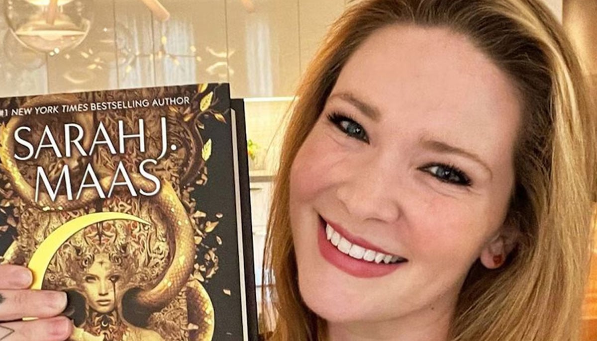 Sarah J. Maas to drop bombshell on 'Call Her Daddy' podcast about ACOTAR 6?   
