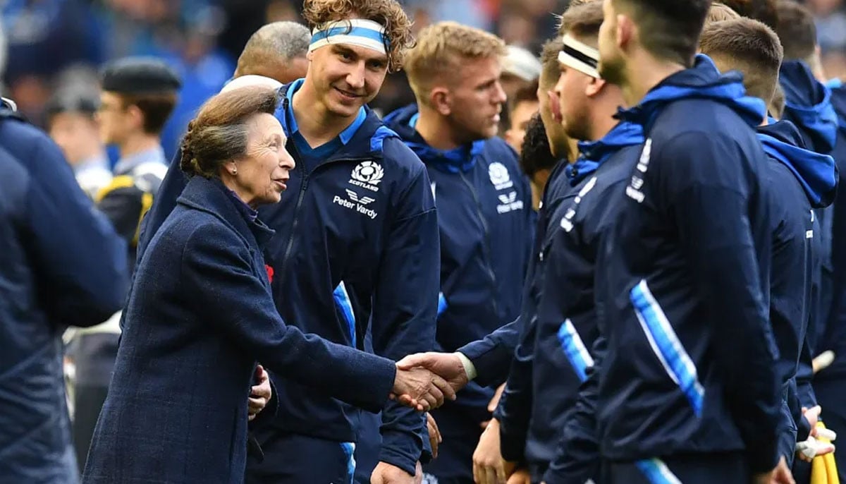 Princess Anne sticks to 'formalities' amid hilarious moment at Six Nations finale  