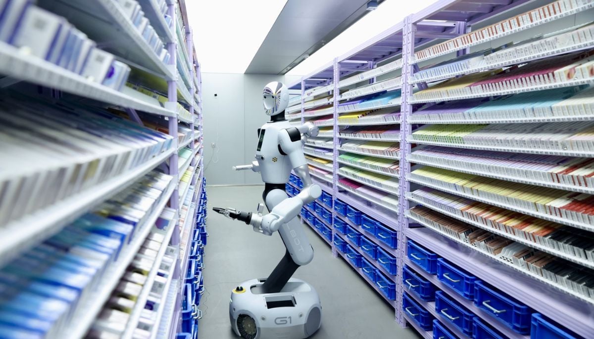 AI robot pharmacist deployed in Beijing as China expands smart healthcare