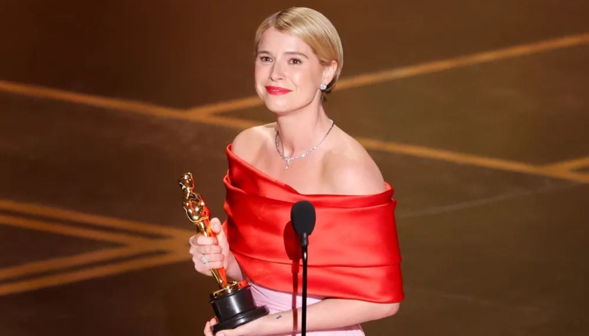 Jessie Buckley makes excited plea to husband after winning Best Actress Award at Oscars 