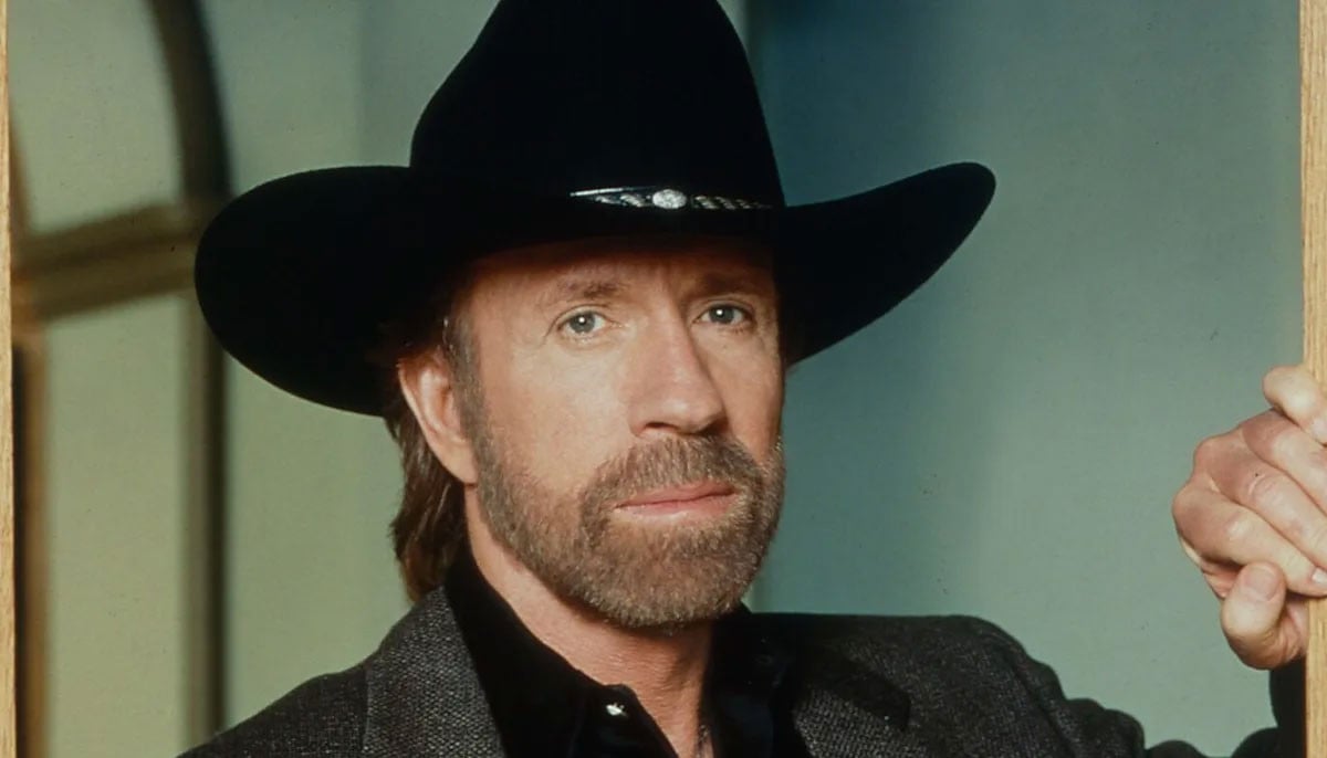 Chuck Norris' 'Expendables 2' co-stars react after shocking loss: 'Deepest condolences'