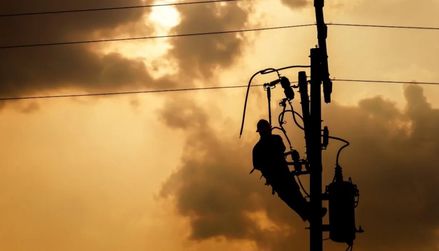 SDGE power outage impacts tens of thousands in North County as crews ...