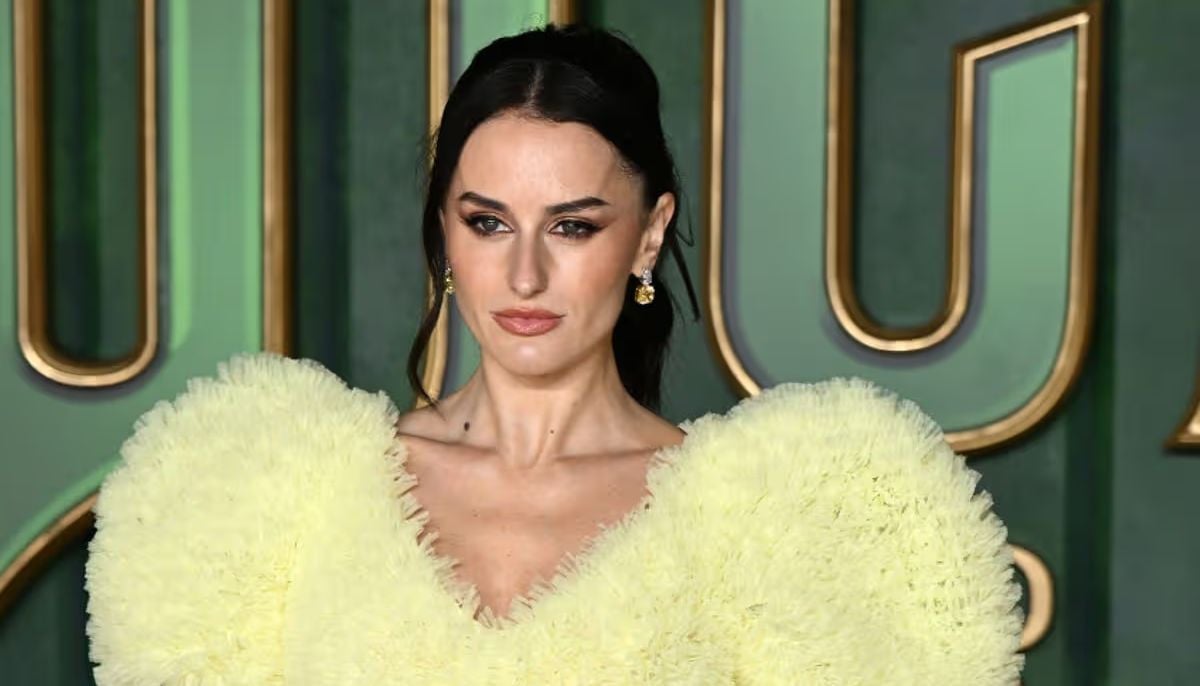 'Legally Blonde The Musical' star Amber Davies makes raw confession after burnout