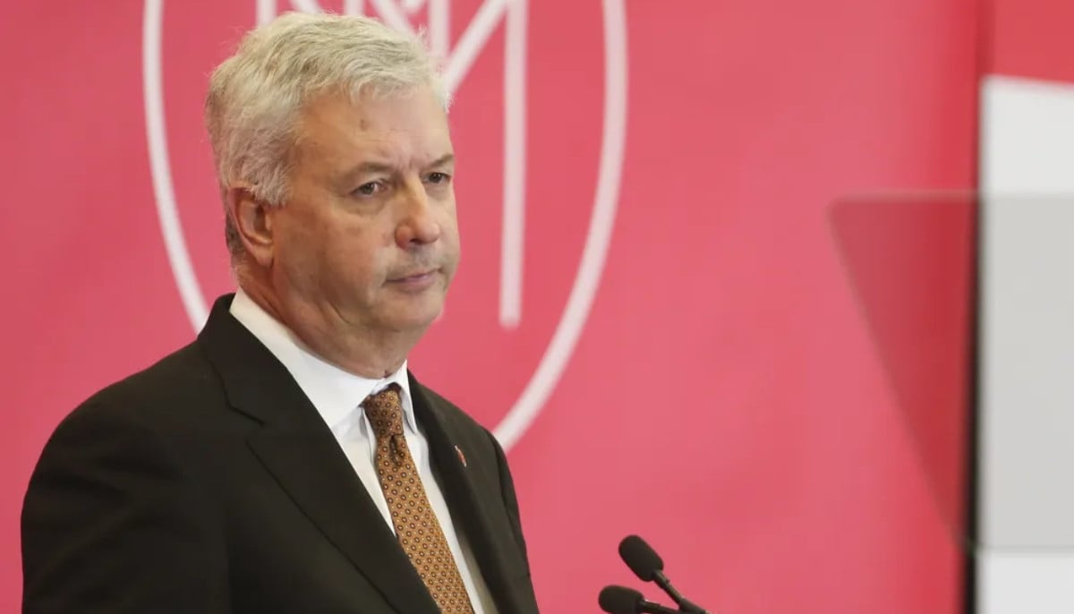 Air Canada CEO Michael Rousseau to step down as Quebec leaders demand bilingual successor