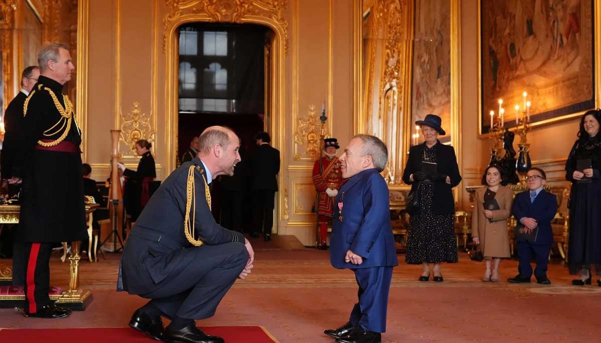 The verdict is out on Prince William's gesture towards Warwick Davis 