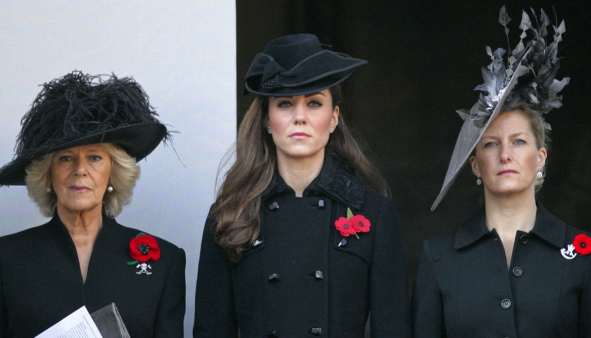 Royal family secret travel rules: Why members always pack a black outfit