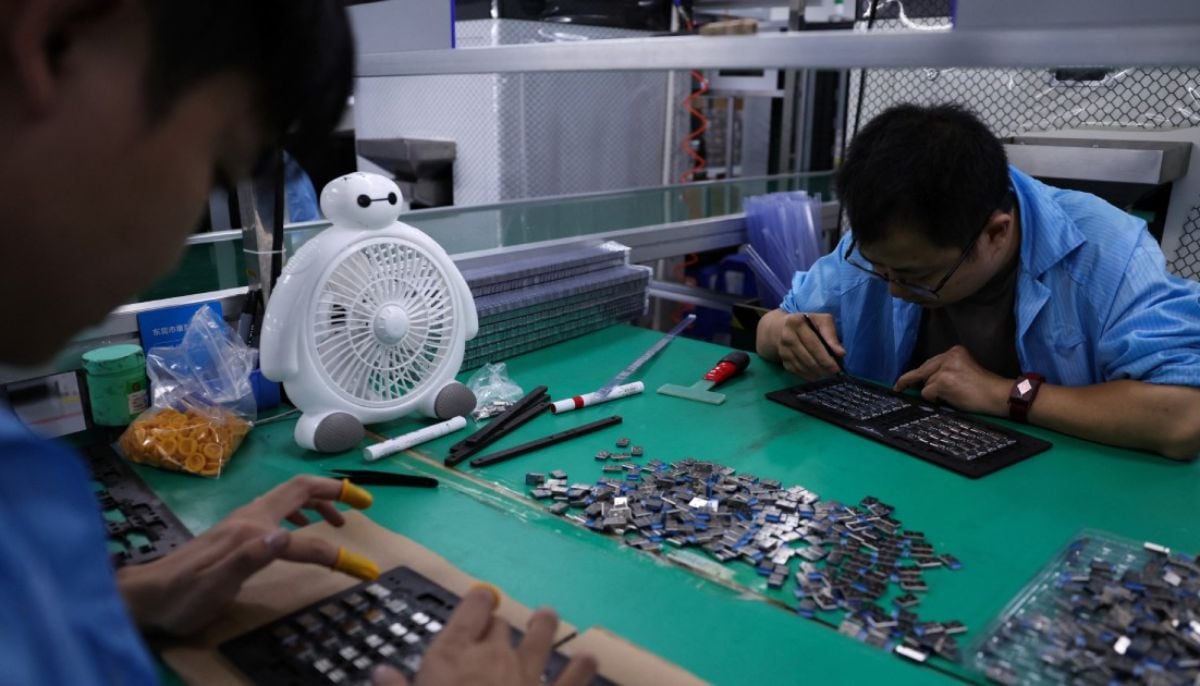 China factory stays steady under Trump trade pressure
