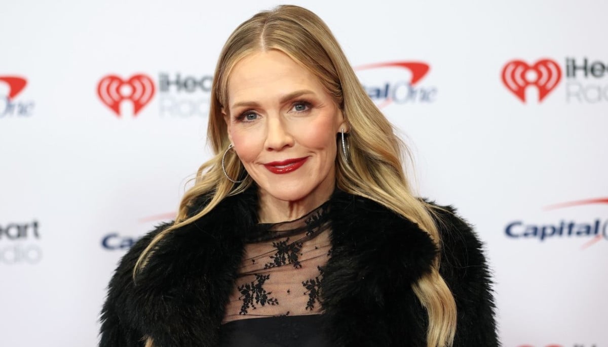 Jennie Garth reflects on dark side of finding fame at young age