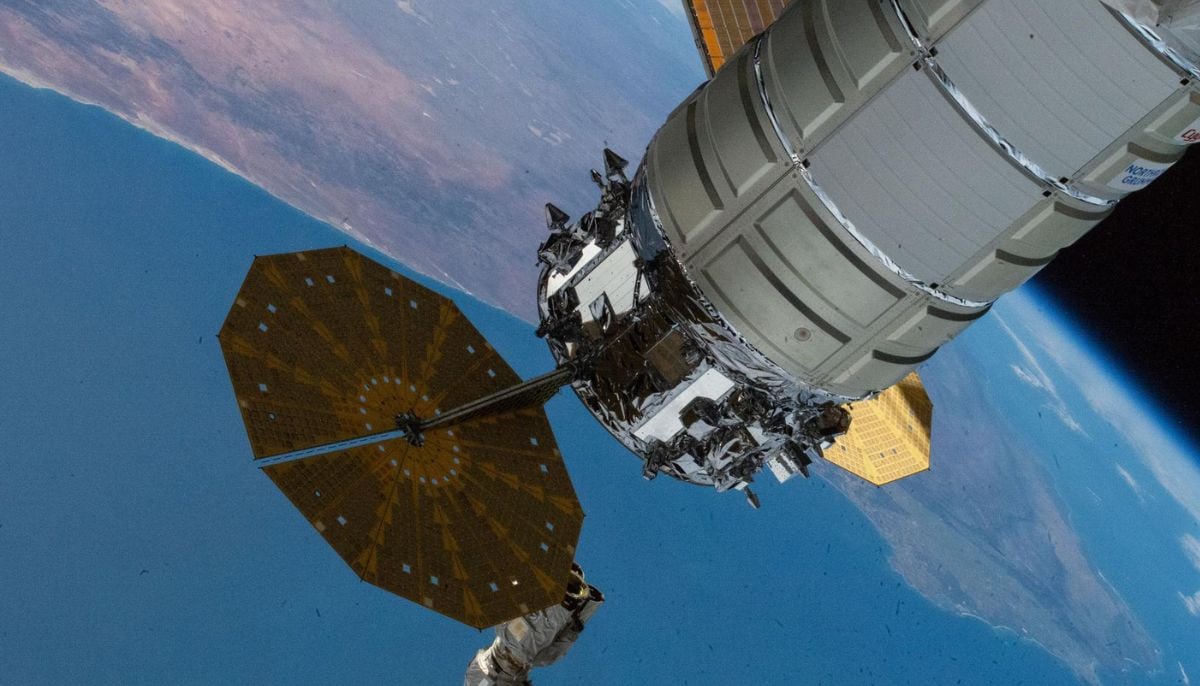 SpaceX: Falcon 9 boosts record-setting ‘Cygnus XL’ cargo spacecraft toward the ISS