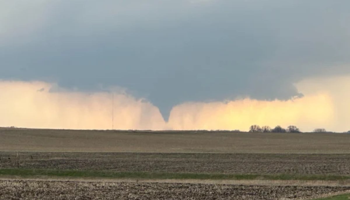 Weather warning: three possible tornadoes reported as severe storms hit southern Minnesota